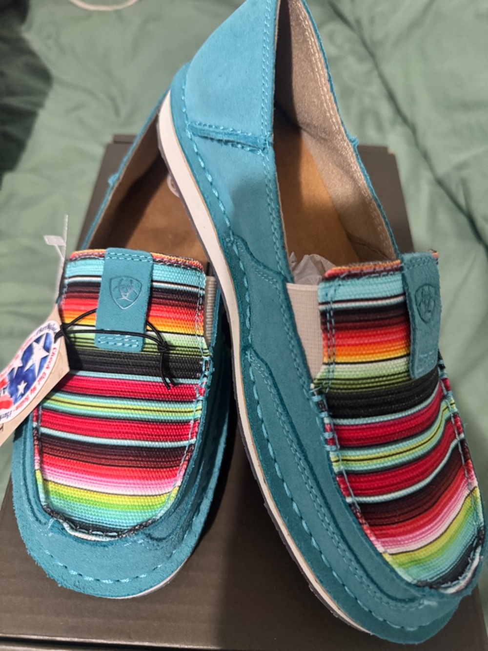 Ariat women’s Cruizers size 7.5 NEW WITH TAGS - Picture 9 of 9